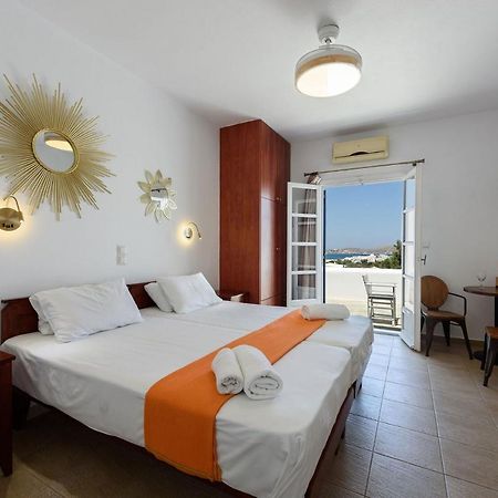 Aigaiou Avra Apartments Parikia  Exterior photo