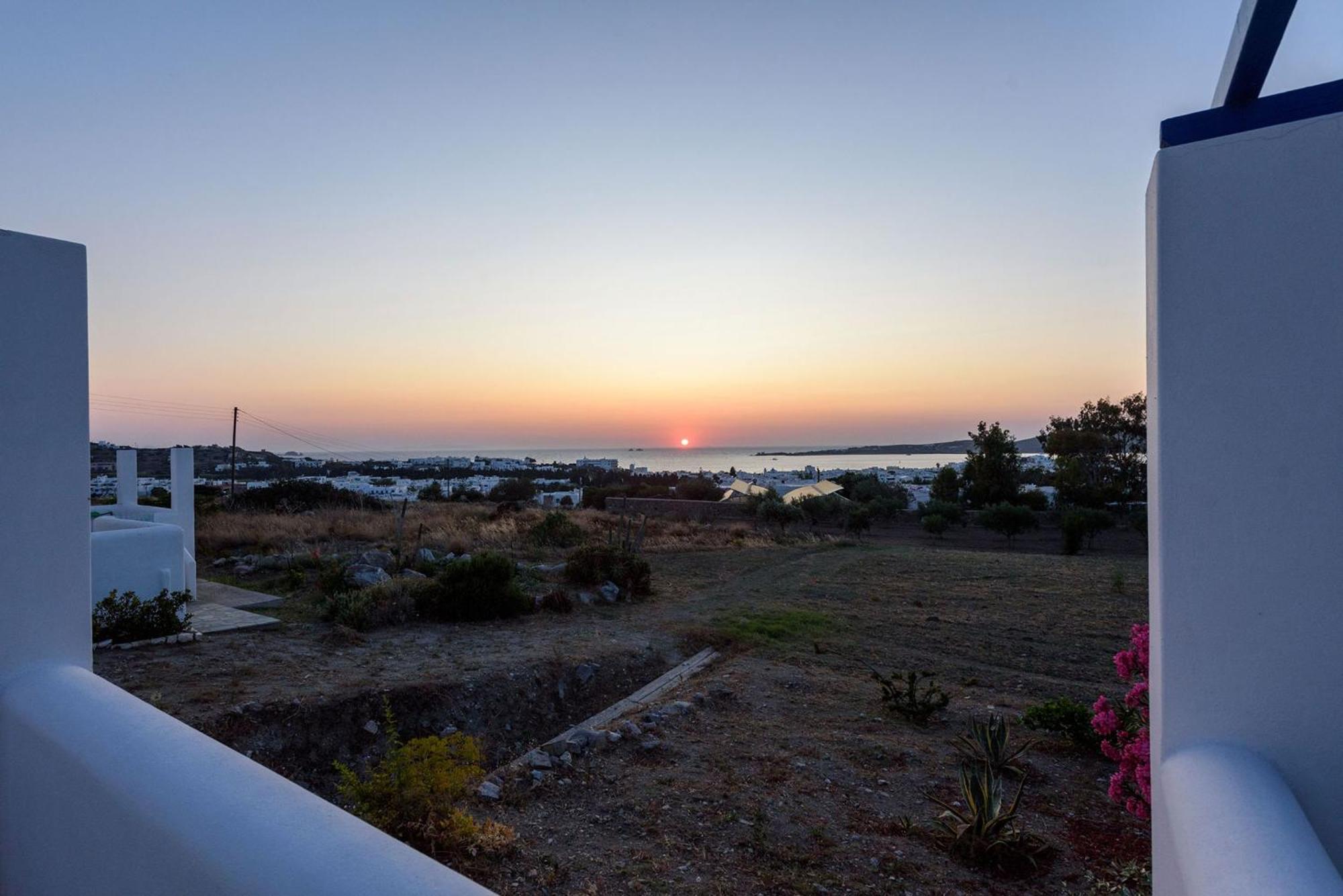 Aigaiou Avra Apartments Parikia  Exterior photo