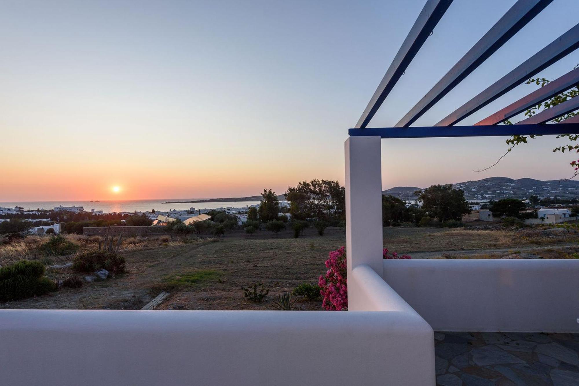 Aigaiou Avra Apartments Parikia  Exterior photo